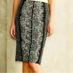 ANTHROPOLOGIE Byron Lars Sombra Laser Cut Pencil Skirt Black & White 12